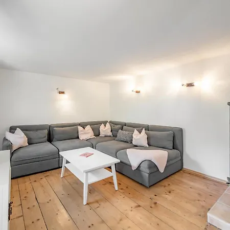 Holiday home Haus Alpenblick Oetz